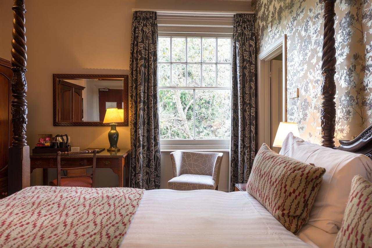 The Crown Manor House Hotel Lyndhurst Bagian luar foto