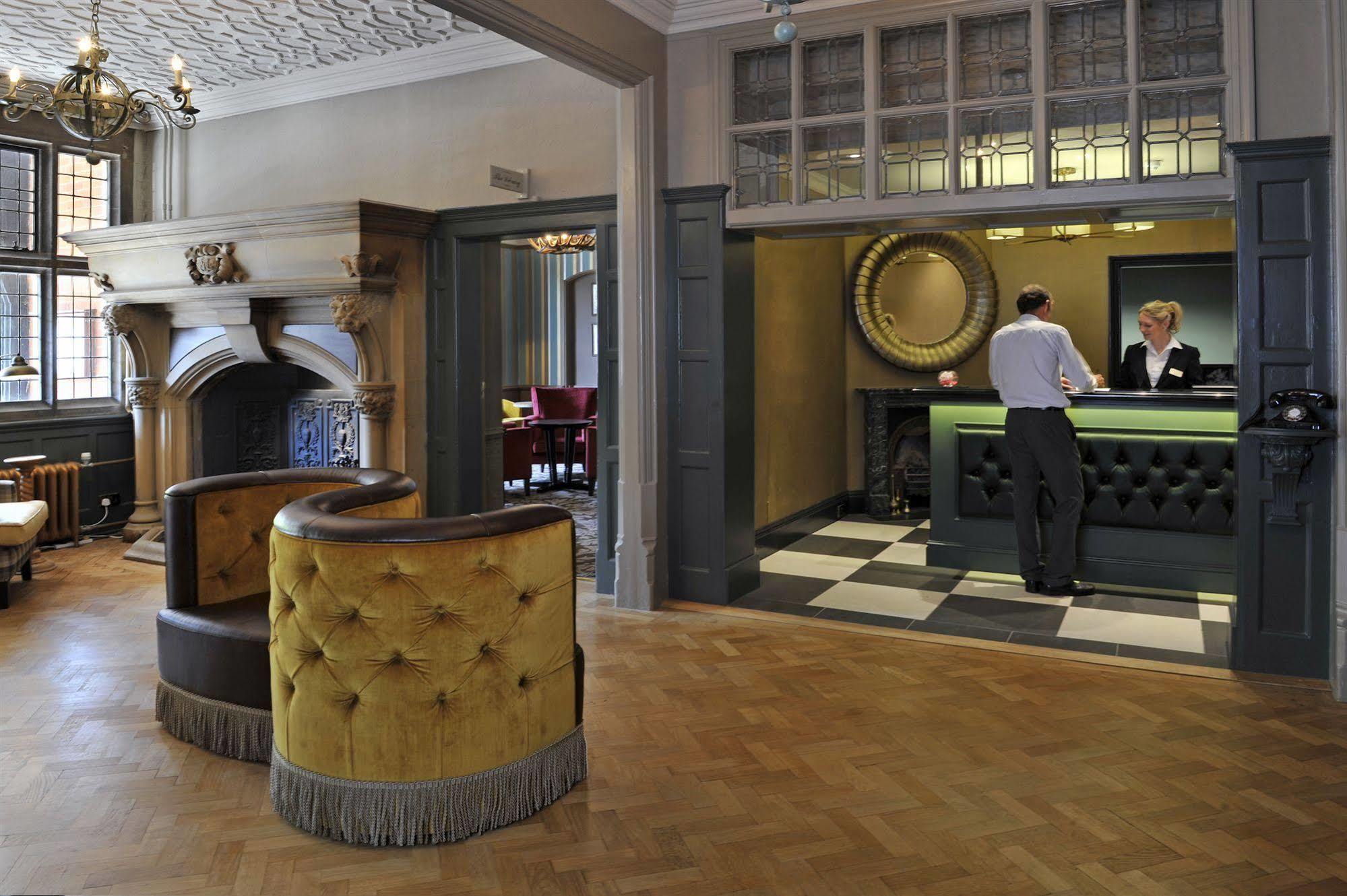 The Crown Manor House Hotel Lyndhurst Bagian luar foto