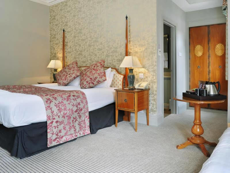 The Crown Manor House Hotel Lyndhurst Bagian luar foto