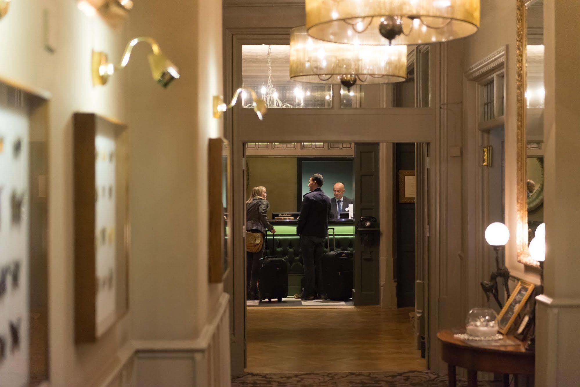 The Crown Manor House Hotel Lyndhurst Bagian luar foto
