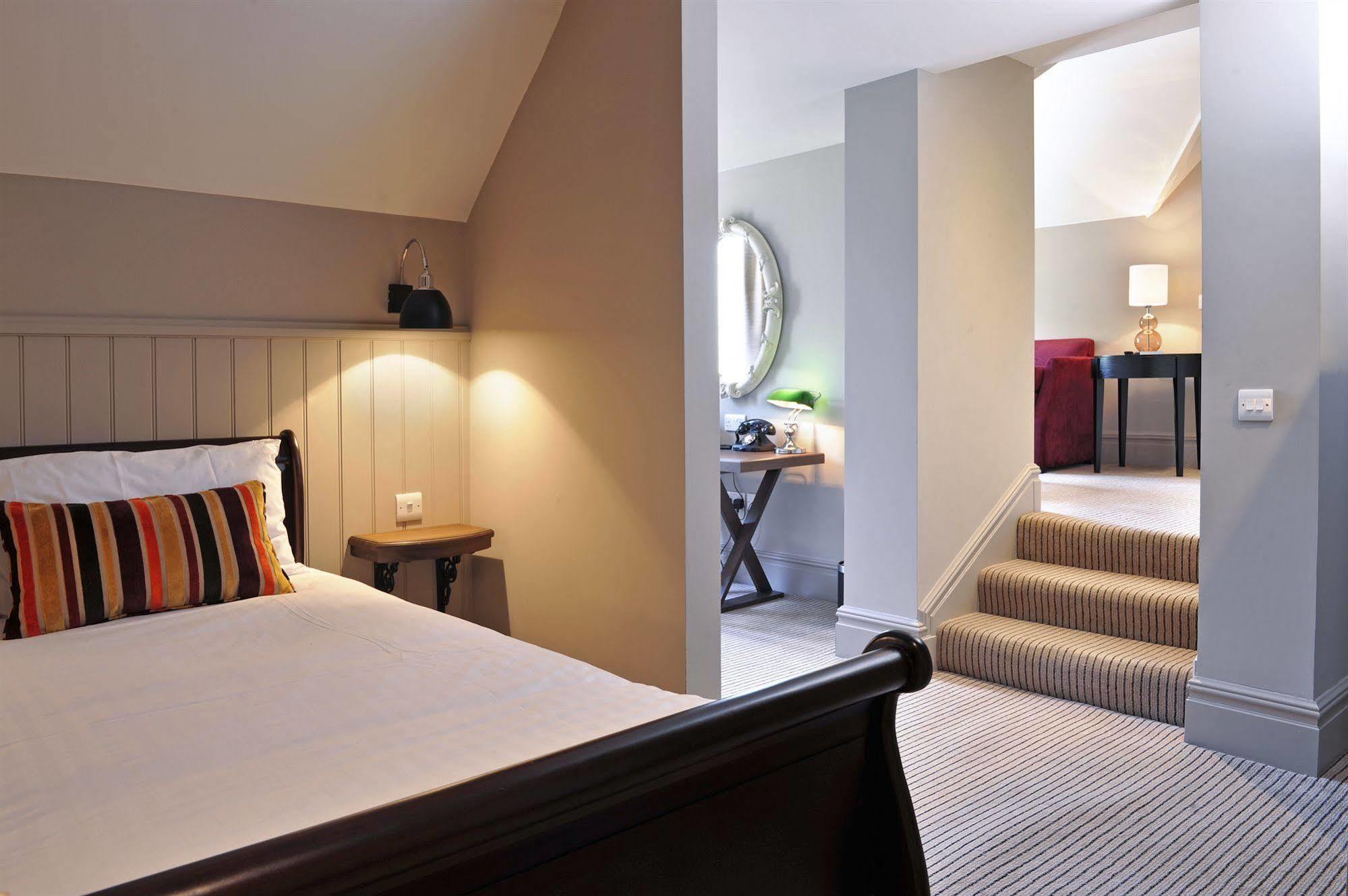 The Crown Manor House Hotel Lyndhurst Bagian luar foto